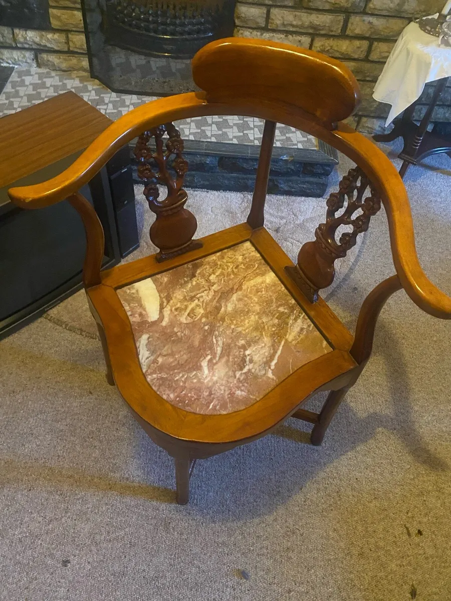 Marble chair - Image 2