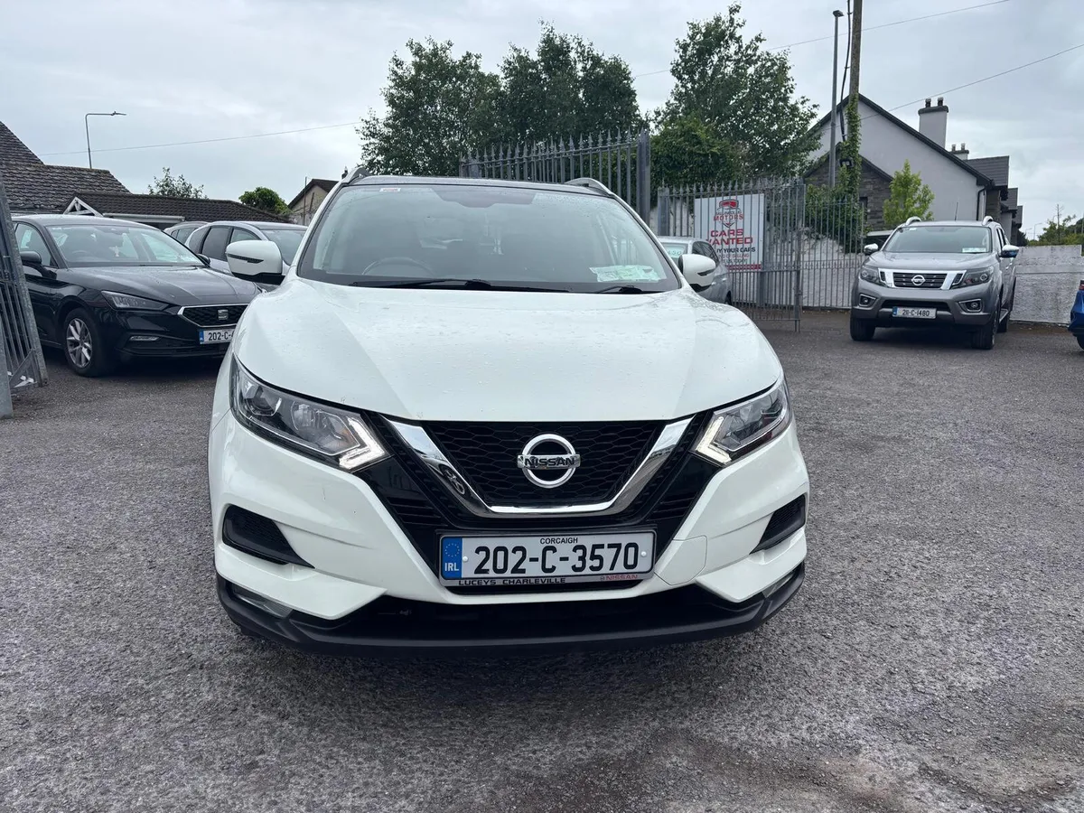 Nissan Qashqai 2020  ONE  OWNER  DIESEL - Image 2