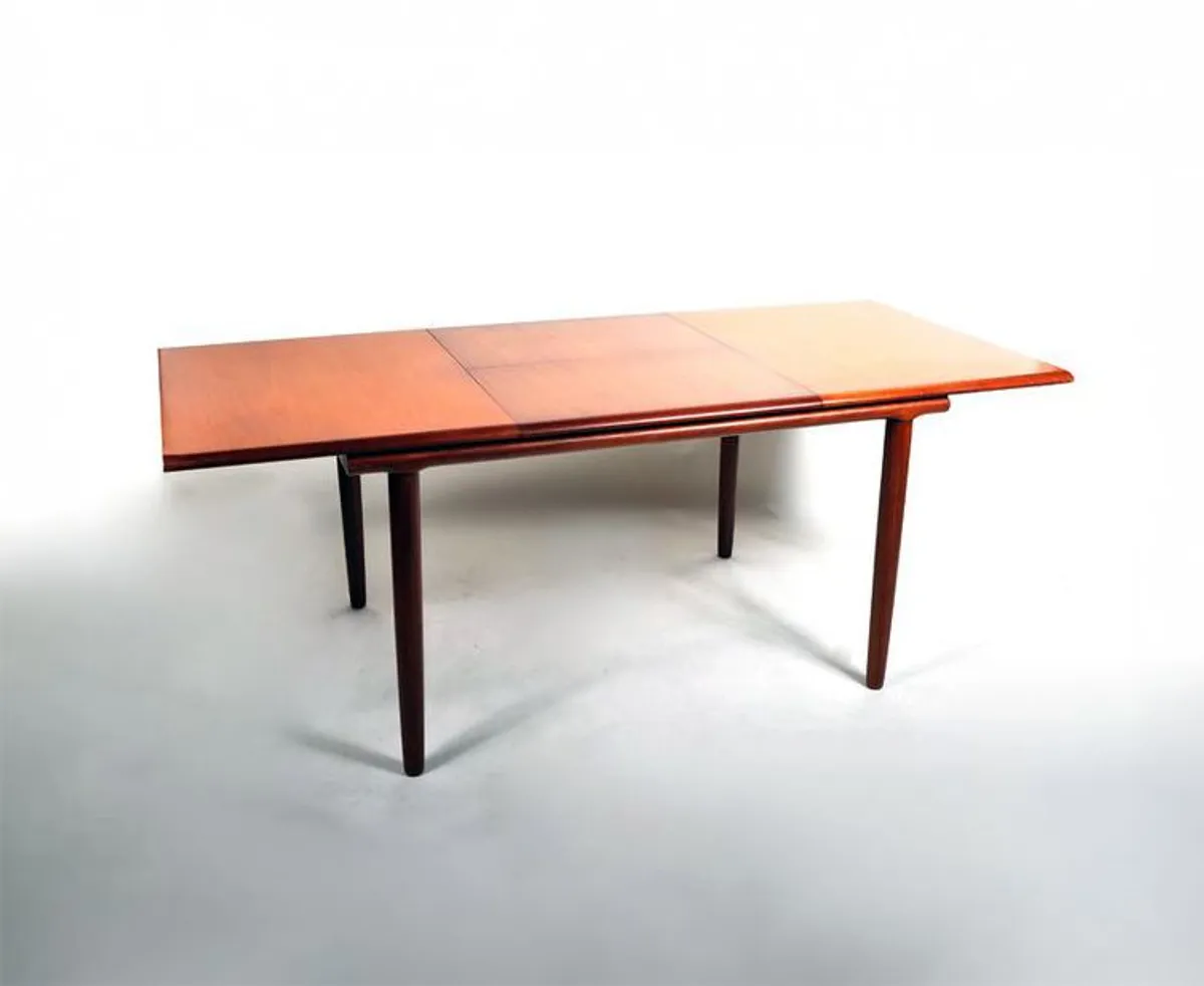 Extendable Dining Table - Image 3