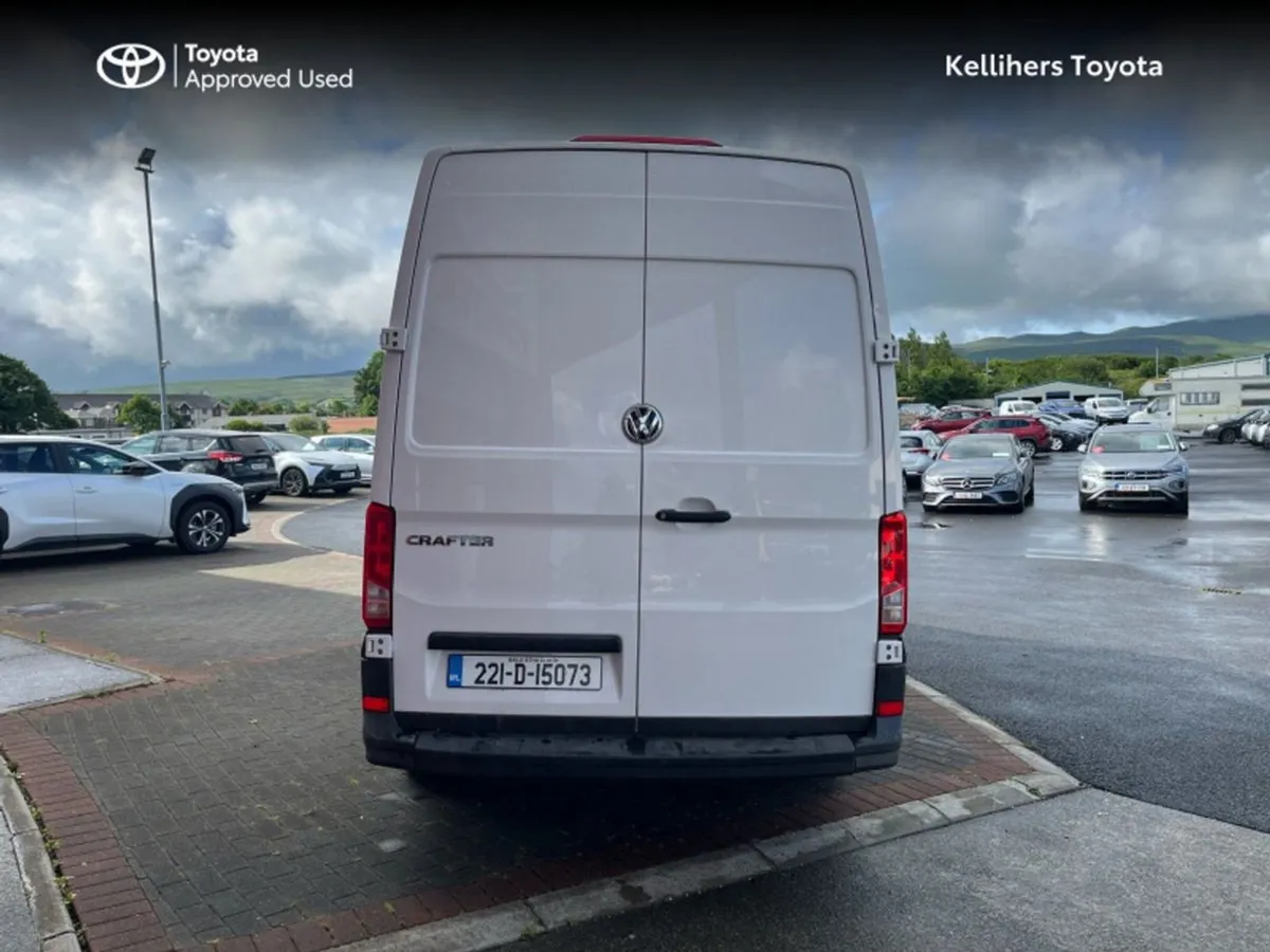 Volkswagen Crafter 35 MWB 140HP Manual 6speed FWD - Image 4