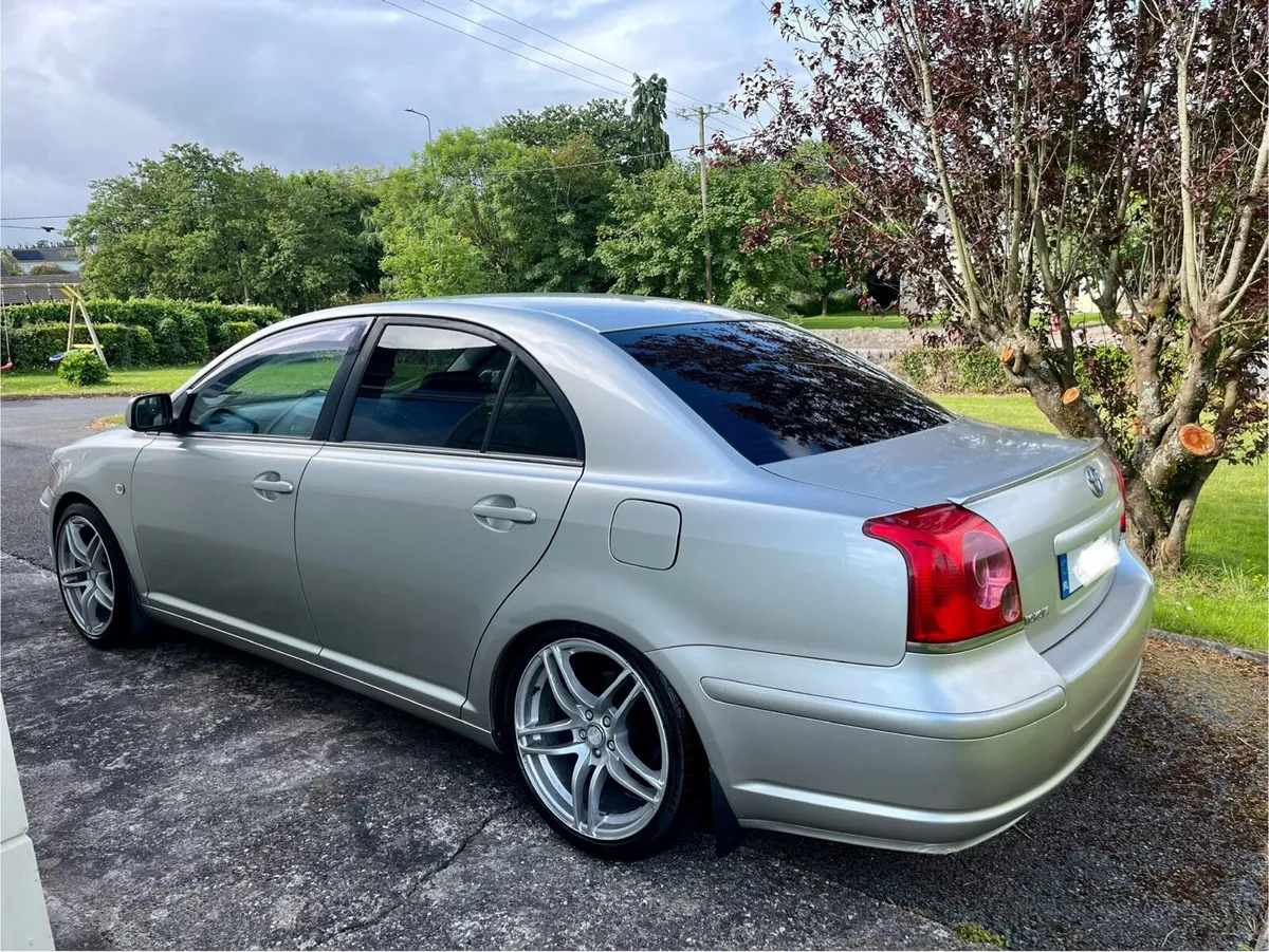 Toyota avensis - Image 1