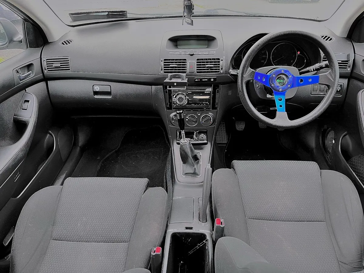 Toyota avensis - Image 4