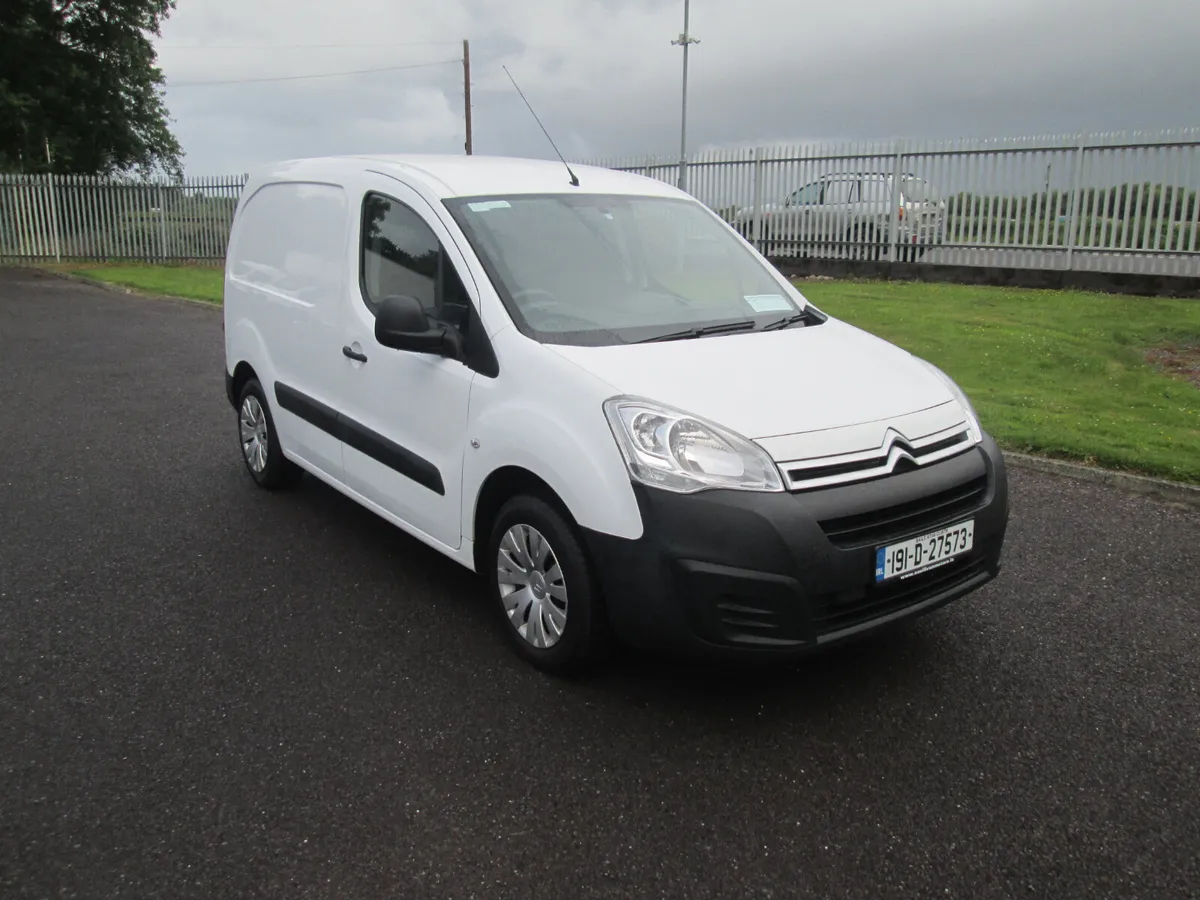 2019 Citreon Berlingo 1.6 Hdi 3 Seater Cvrt 03/26 - Image 2