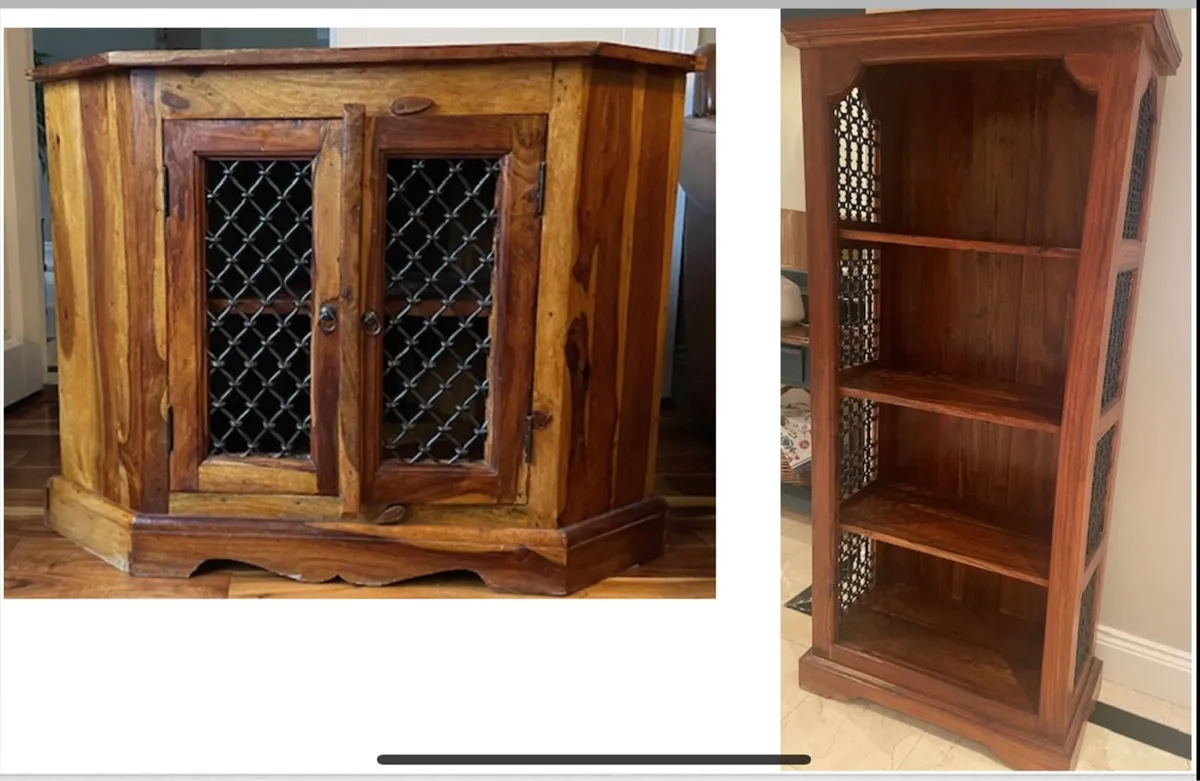 Bookcase & matching TV Unit - Image 1