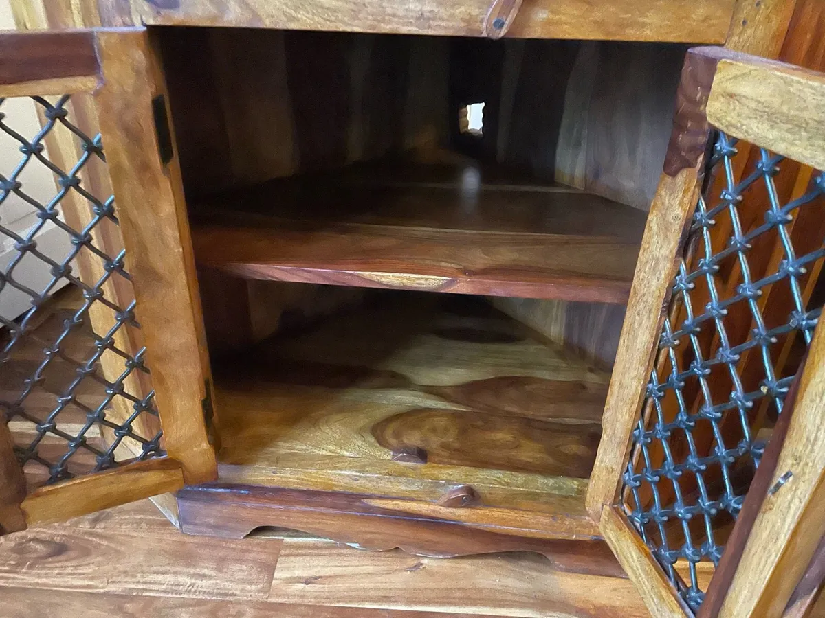 Bookcase & matching TV Unit - Image 4