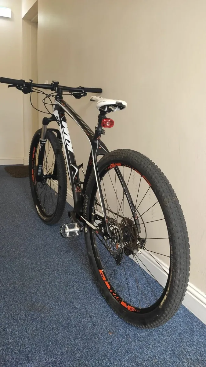 Mountine bicycle - Image 1