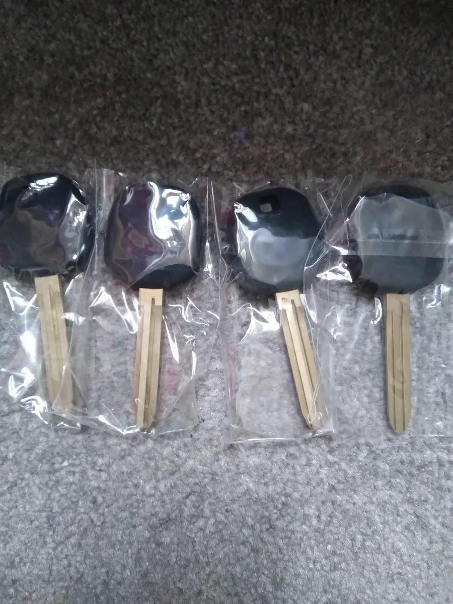 4 New Toyota keys - Image 2