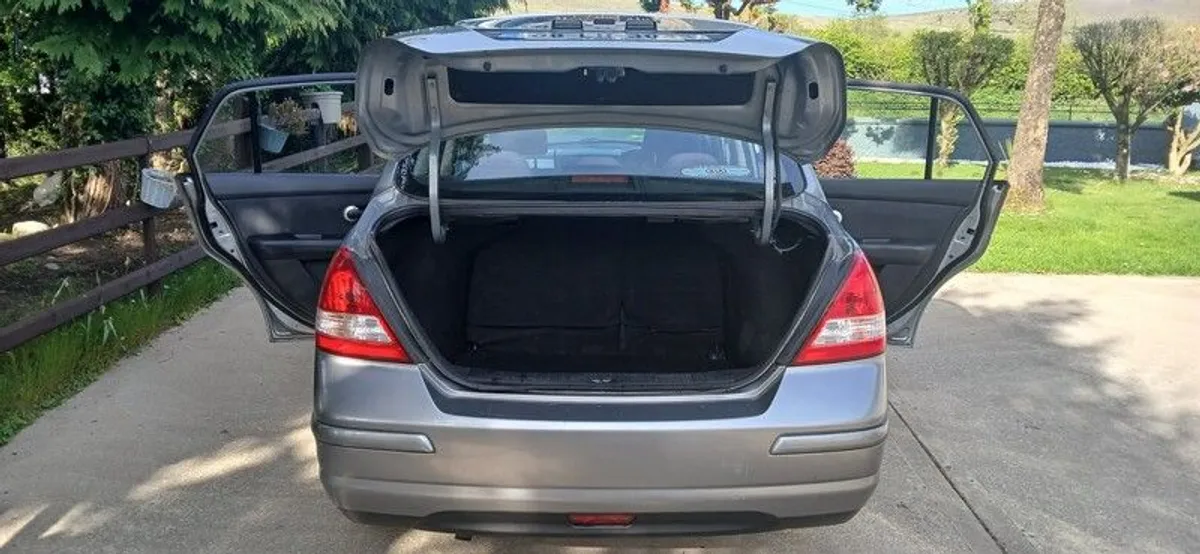 2008 Nissan Tiida - Image 3