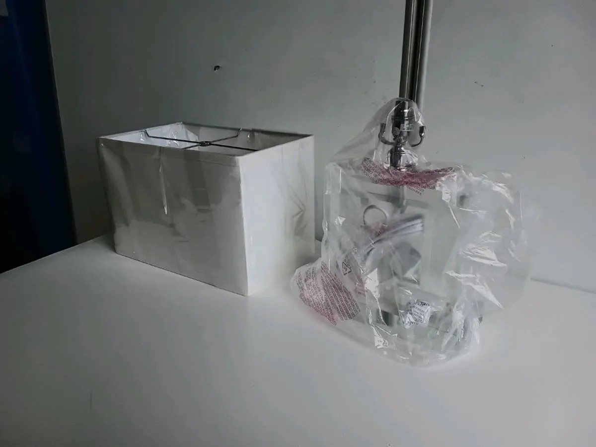 Table Lamp - Image 4