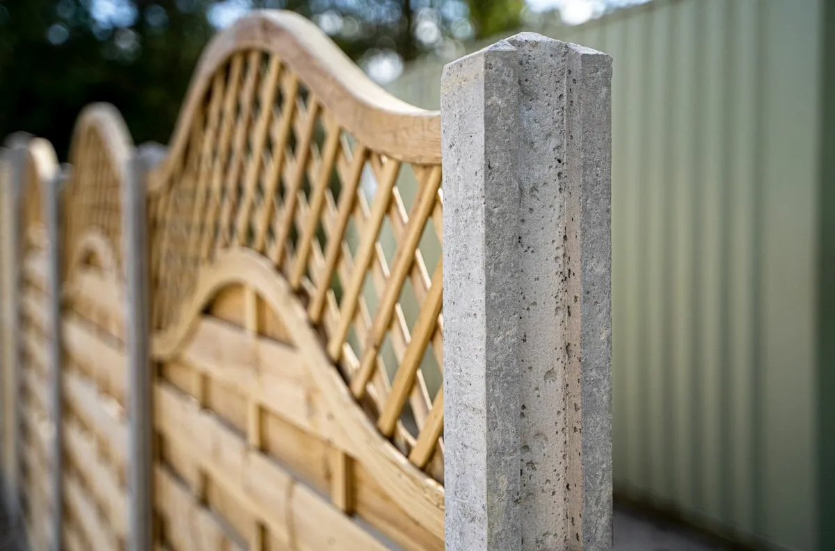Concrete Fence H Posts - Image 1
