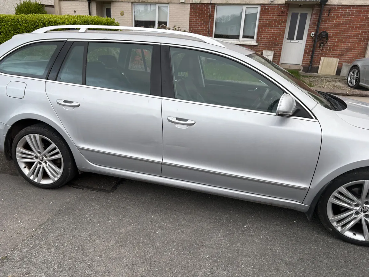 Skoda Superb New Nct 8-26 - Image 2