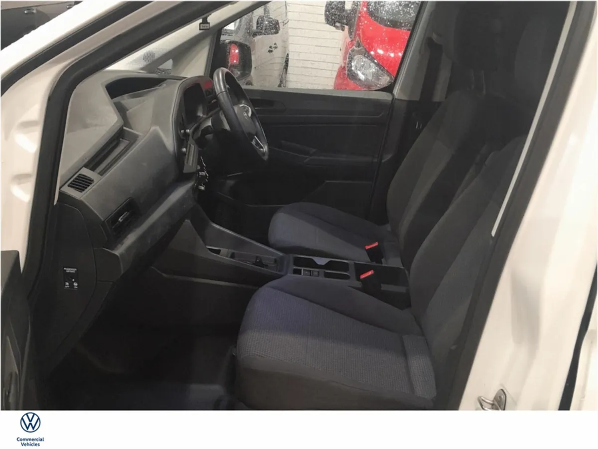 Volkswagen Caddy VAN 2.0 TDI BUSINESS + 122BHP A7F - Image 4