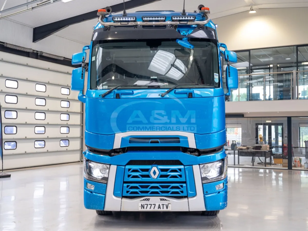 2019 (69) RENAULT T 520.26 6X2 TML HIGHCAB - Image 2