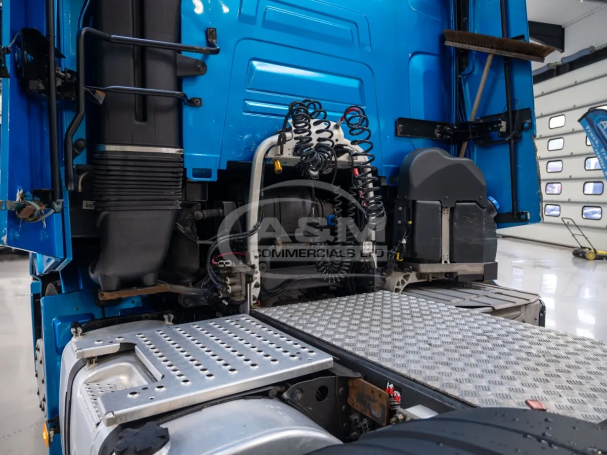 2019 (69) RENAULT T 520.26 6X2 TML HIGHCAB - Image 4