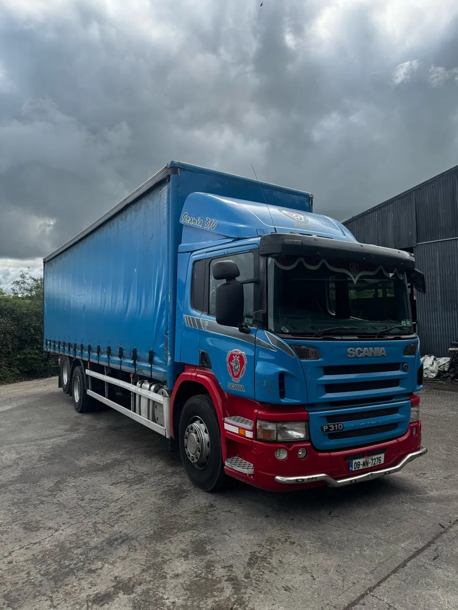 2008 Scania P310 6x2 curtainsider - Image 1