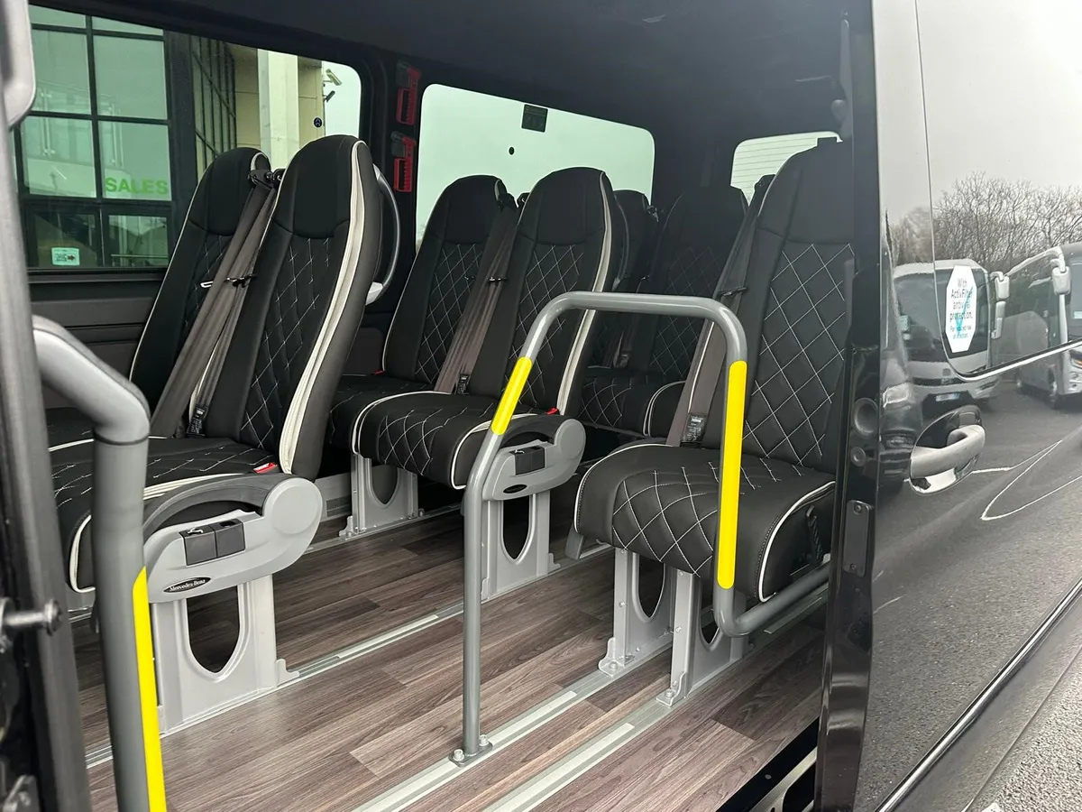Mercedes-Benz Sprinter Transfer 23 – 10+D - Image 3