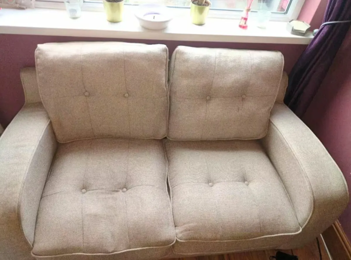 Free to take, 2 Seater couch -Light beige - Image 1