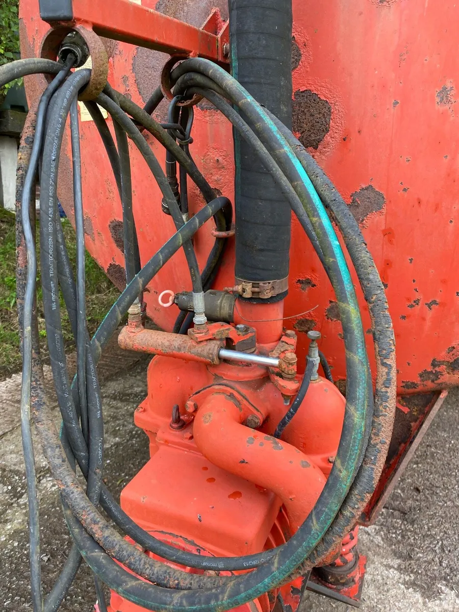 2050 NC slurry tanker - Image 4