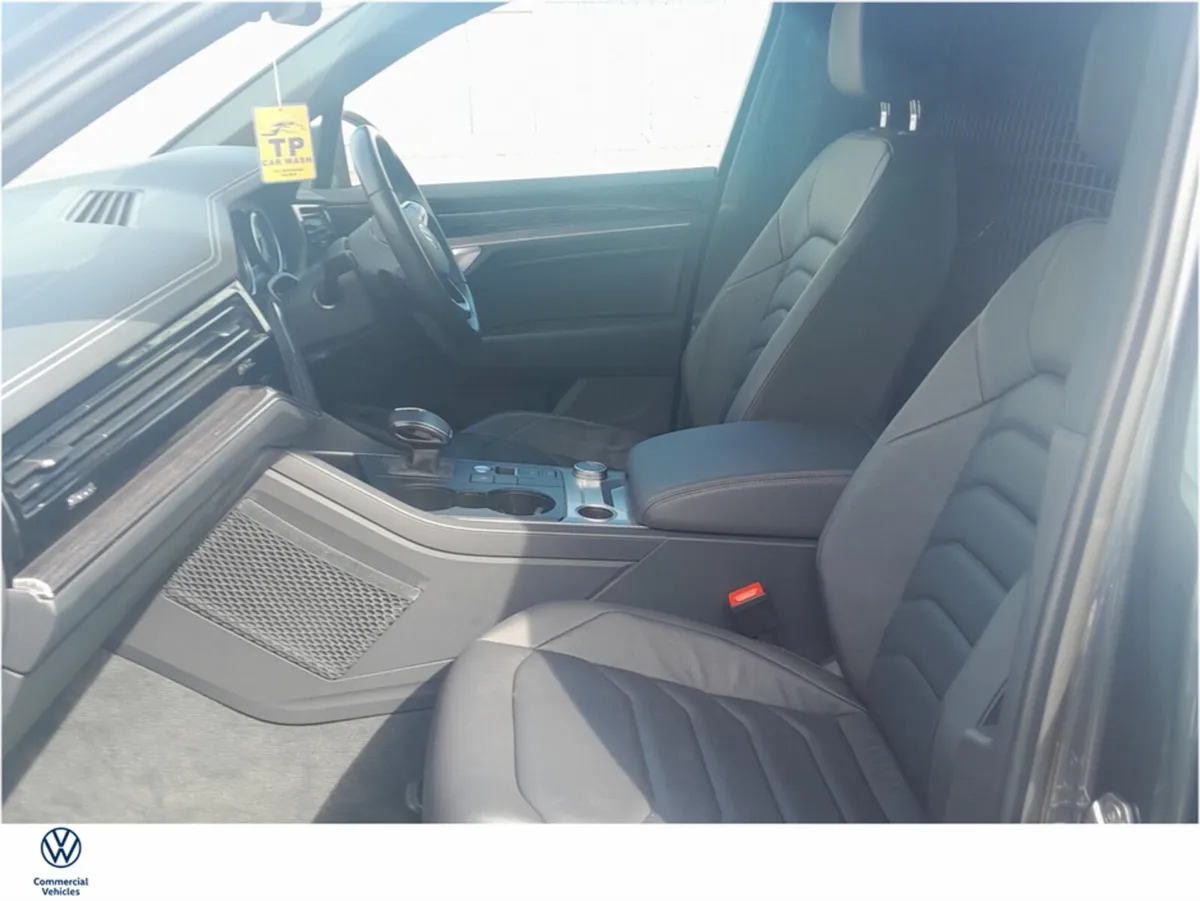 Volkswagen Touareg COMMERCIAL 3.0TDI (WITH VAT) WA - Image 4