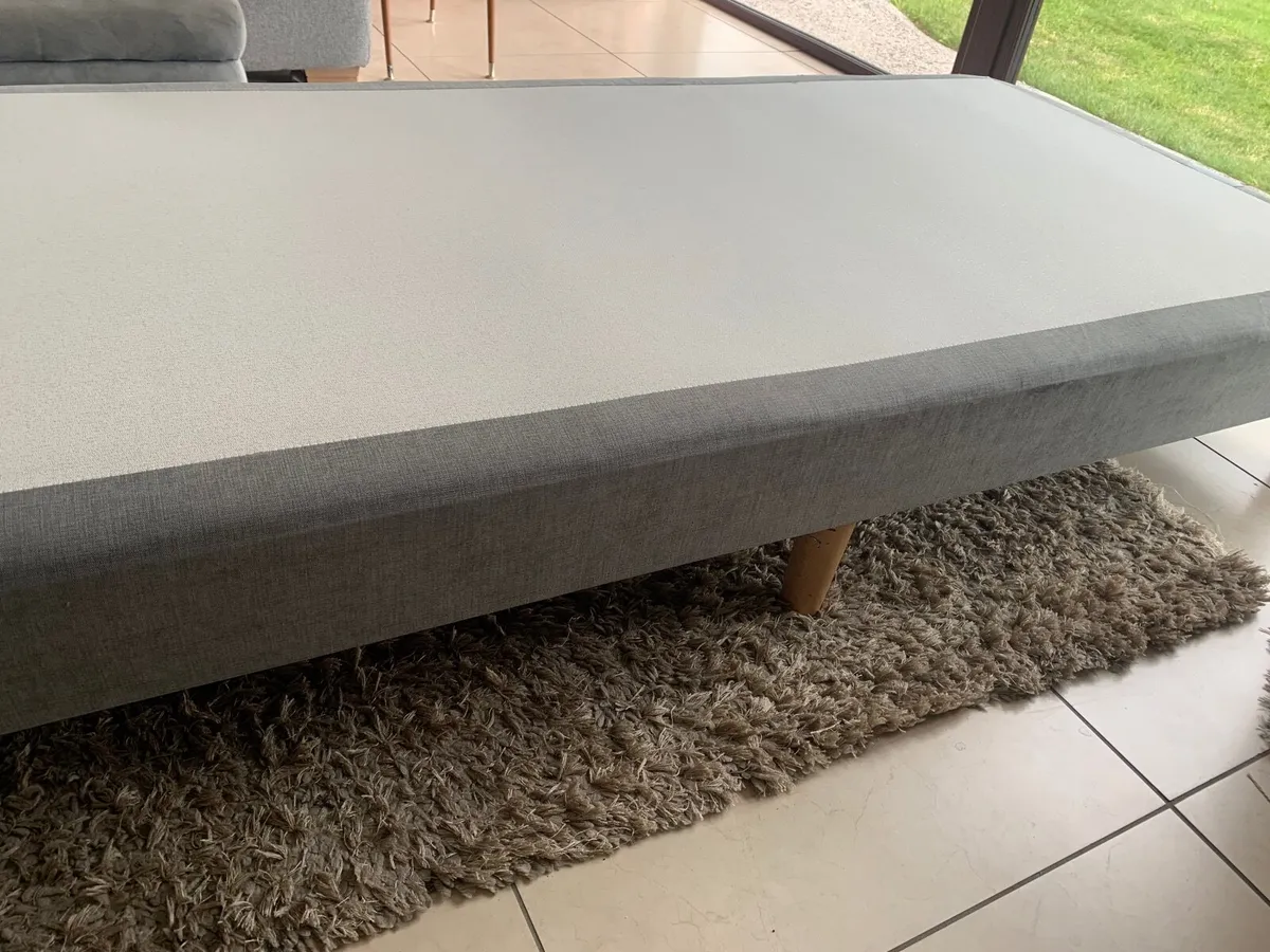 Single bed base x 2 - Image 1