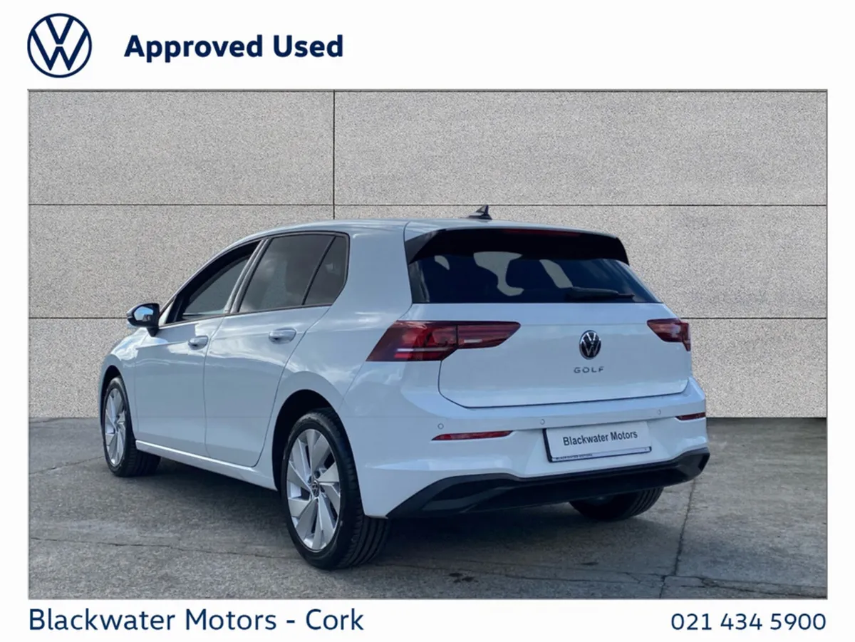 Volkswagen Golf GOLF 1.5TSI 115BHP 5DR LAUNCH EDIT - Image 4