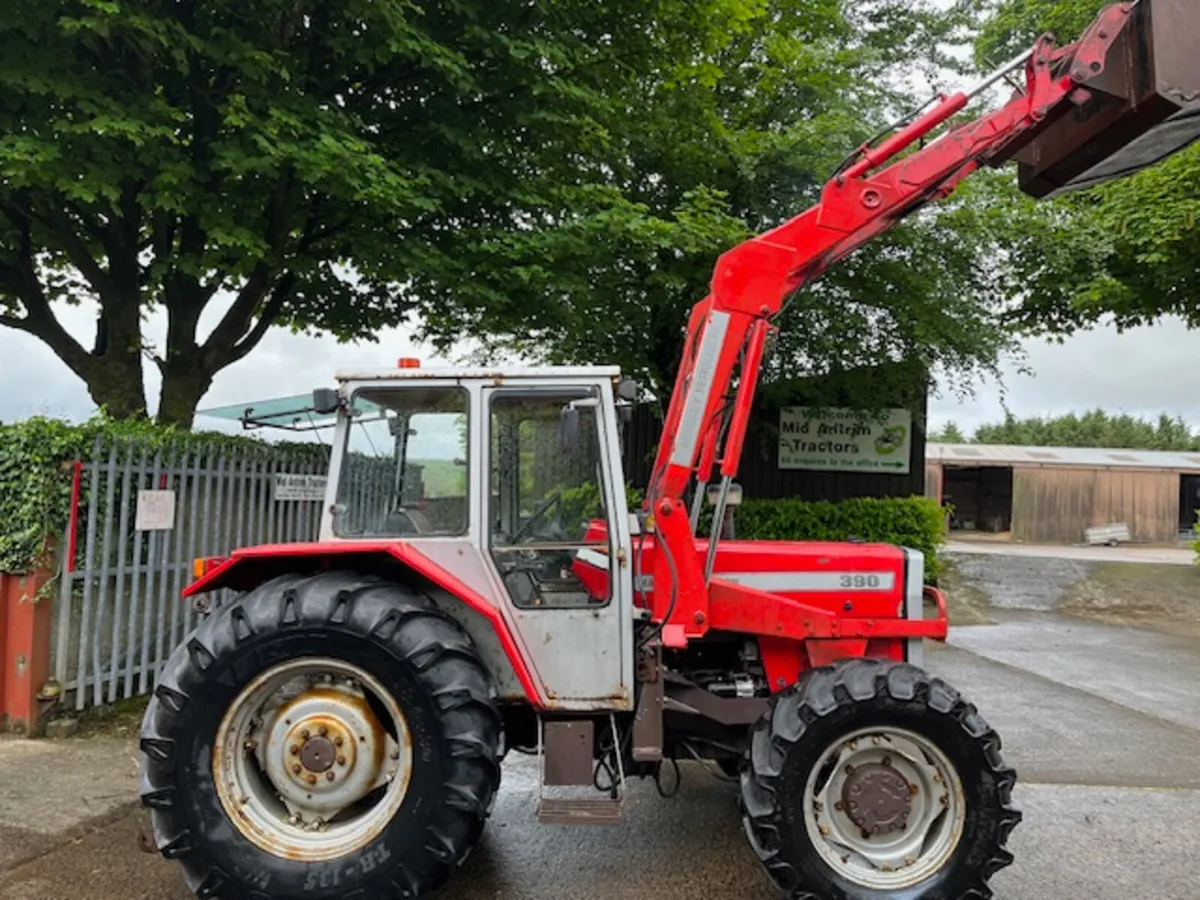 1987 MF 390 12 speed c/w MF 820 loader - Image 2