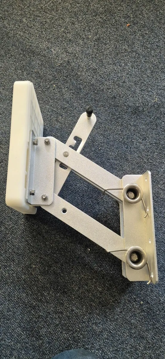 €149  Outboard engines bracket 40kg
