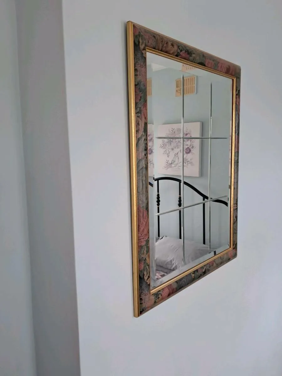 Mirror - Image 2
