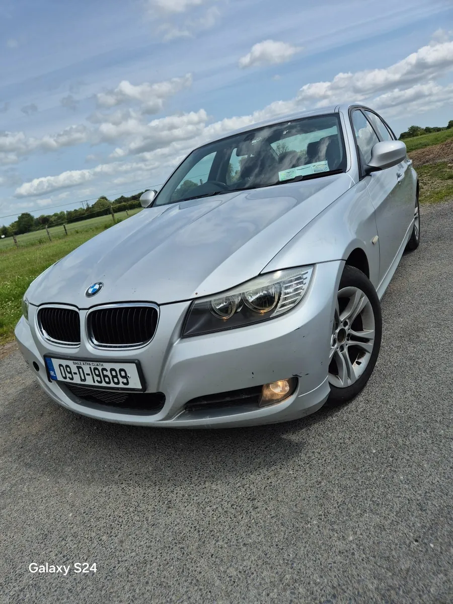 BMW 3-Series 2009 - Image 1