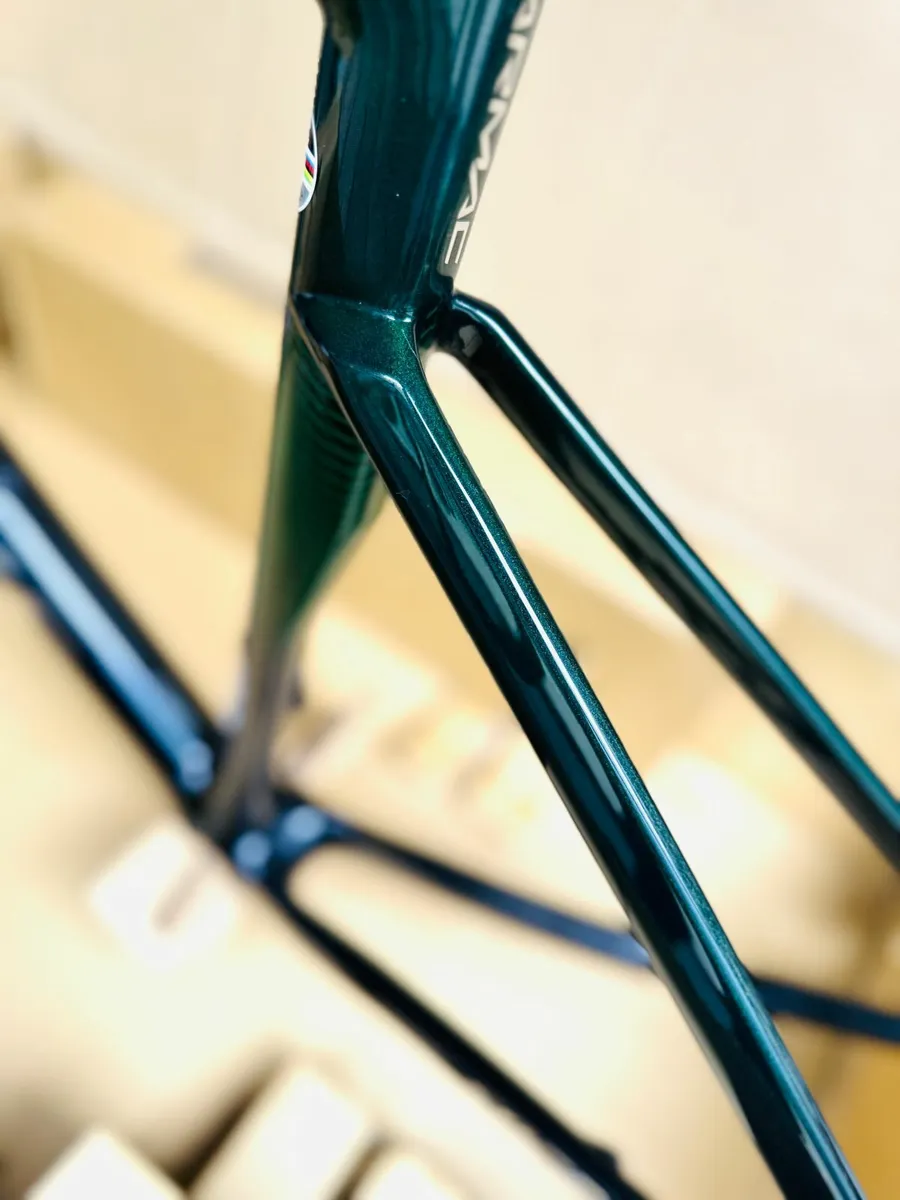 Specialized bike frame - Image 3