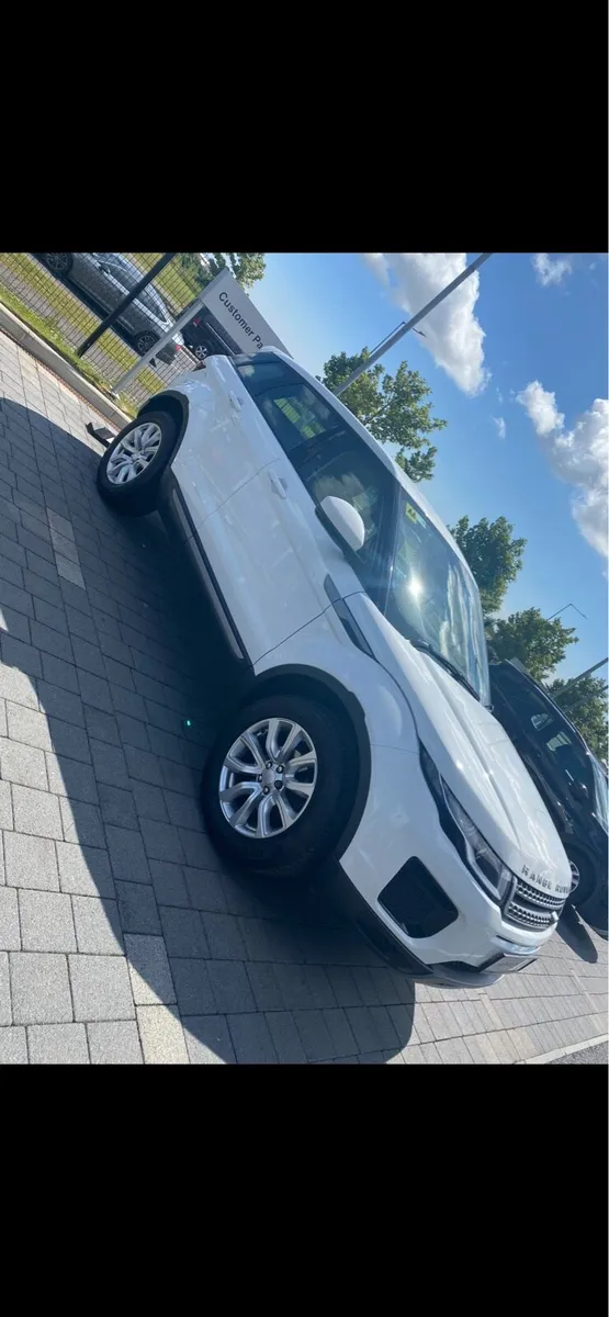 Car - Image 3