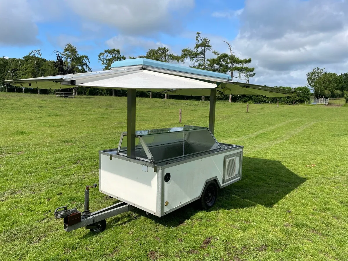 Fridge Display trailer - Image 2