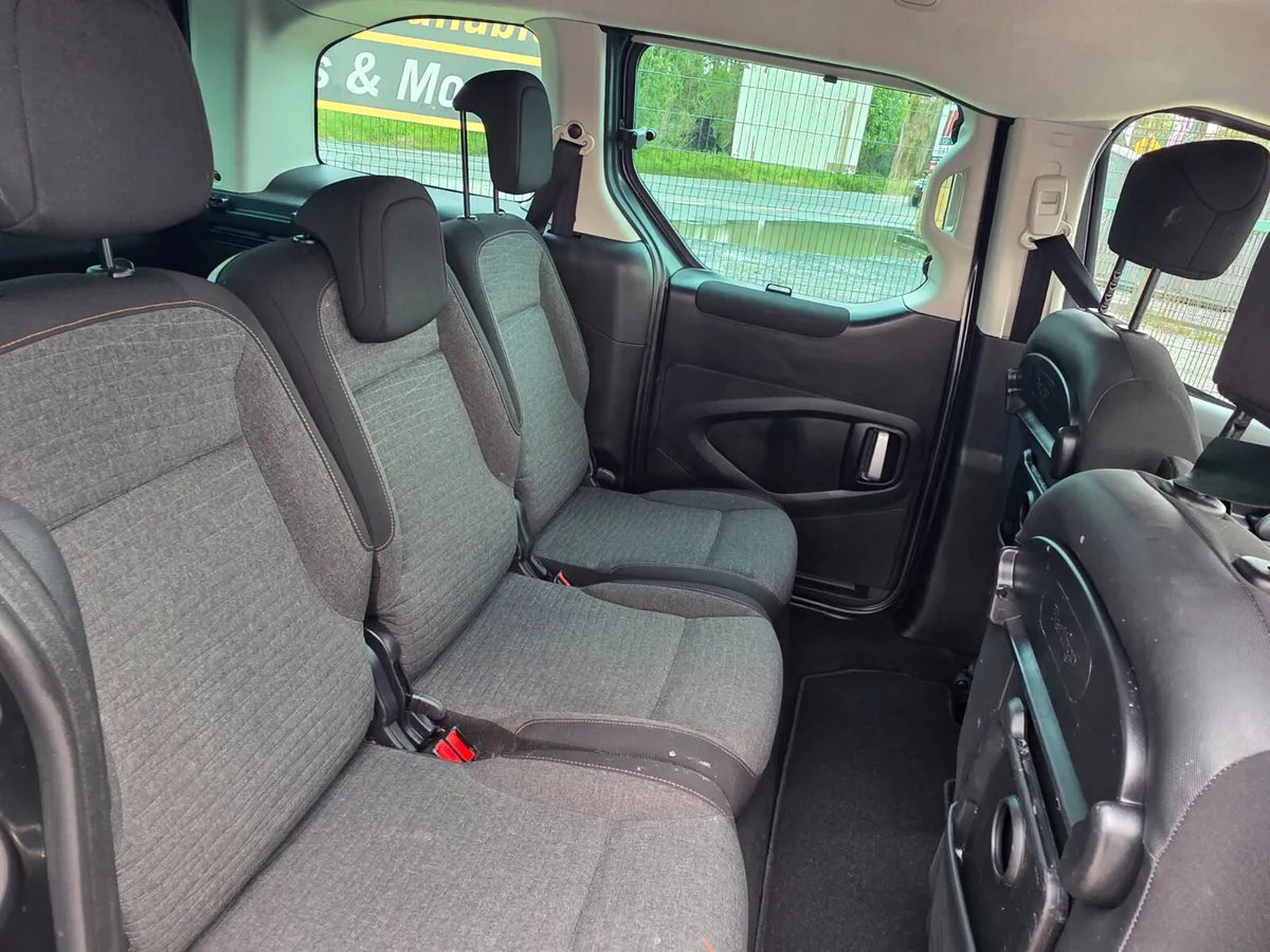 Citreon Berlingo Automatic MPV - Image 4