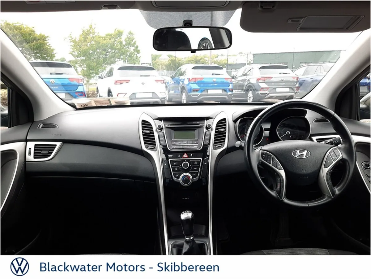 Hyundai i30 ACTIVE 100PS 5DR - Image 3