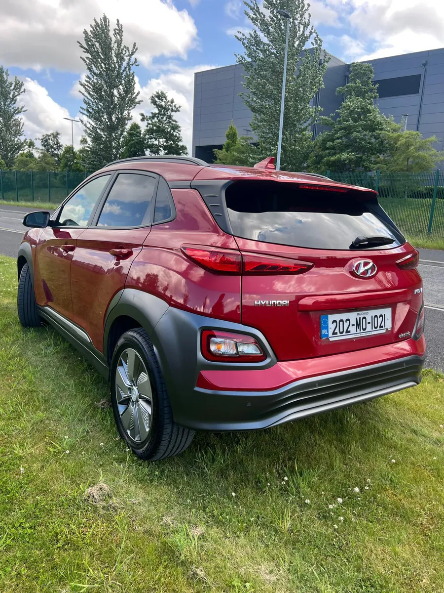 HYUNDAI KONA ELECTRIC AUTOMATIC - Image 4