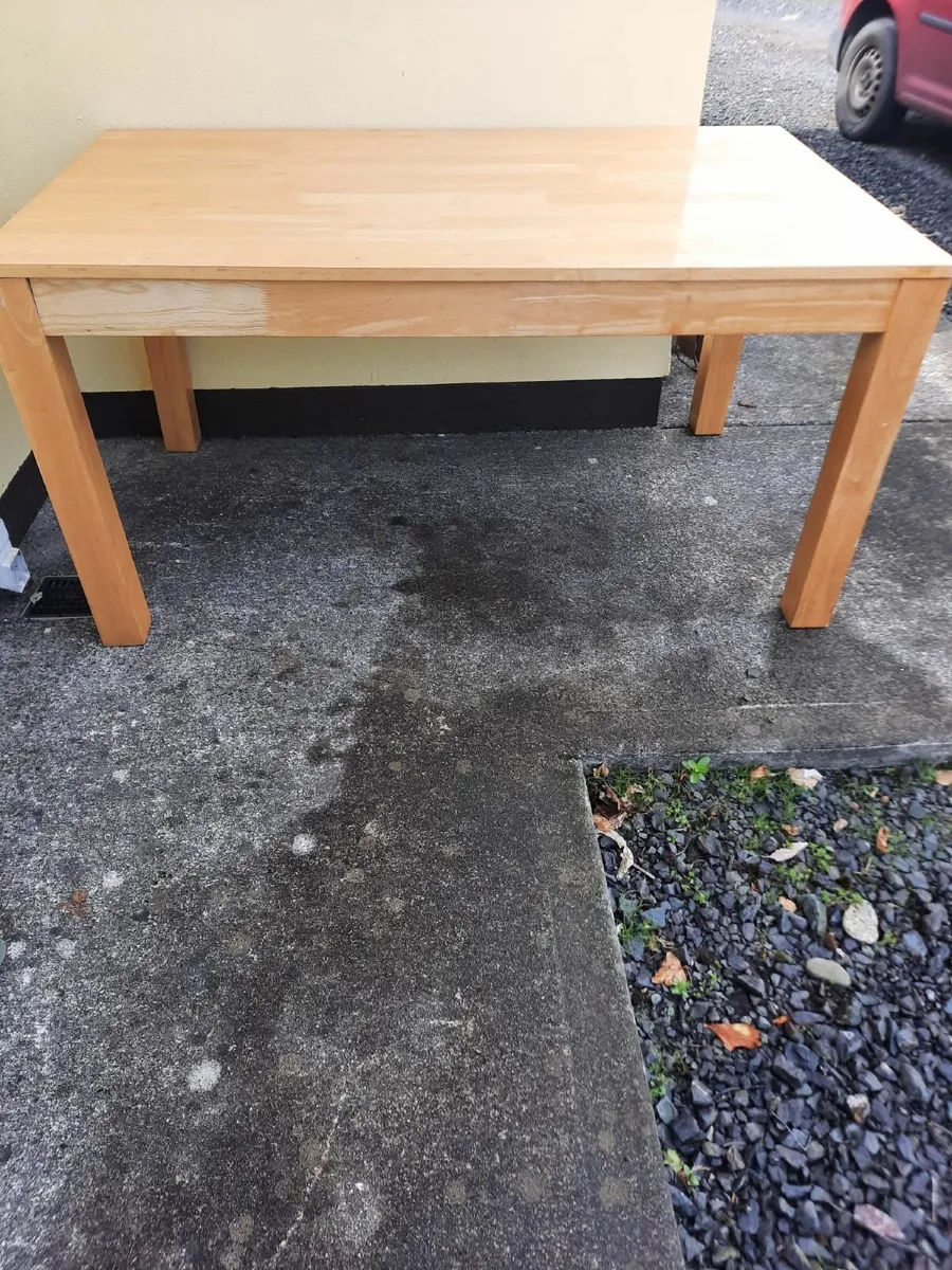 Kitchen table - Image 2
