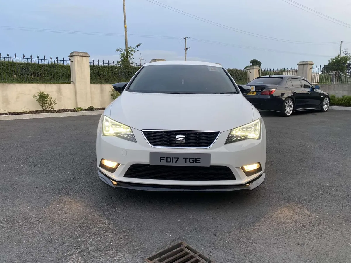 OUTSTANDING 2017 SEAT LEON 1.6 TDI SE - Image 2