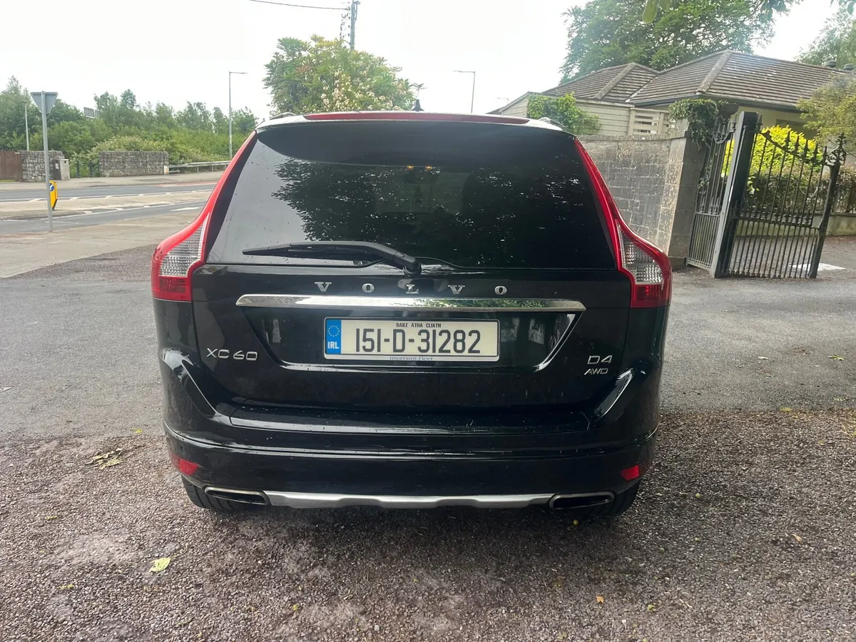 Volvo XC60 2015 - Image 4