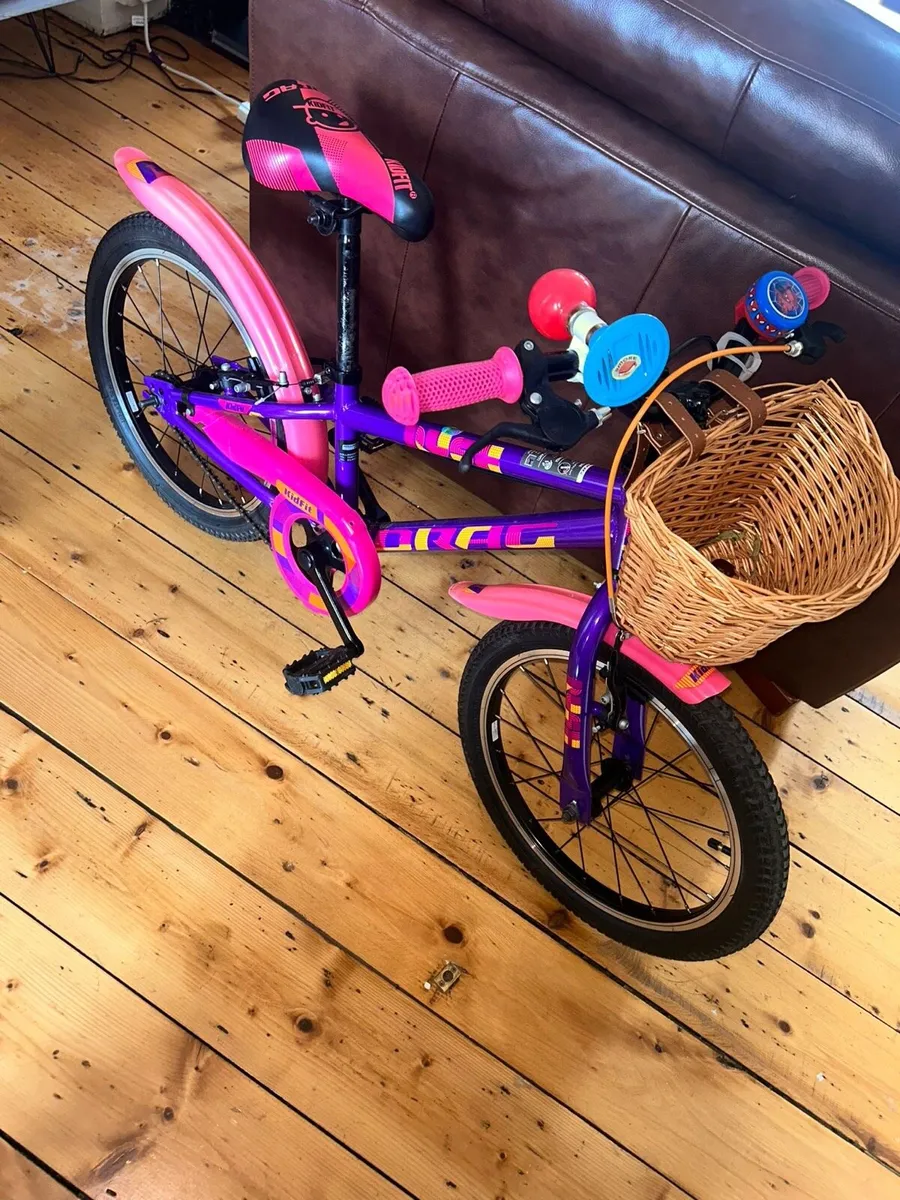 Girls 18 inch bicycle - Image 2