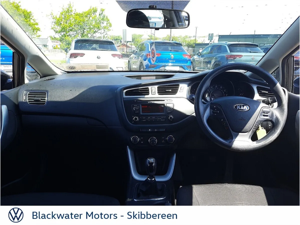 Kia Ceed 1.4 CRDI 1 5DR - Image 3