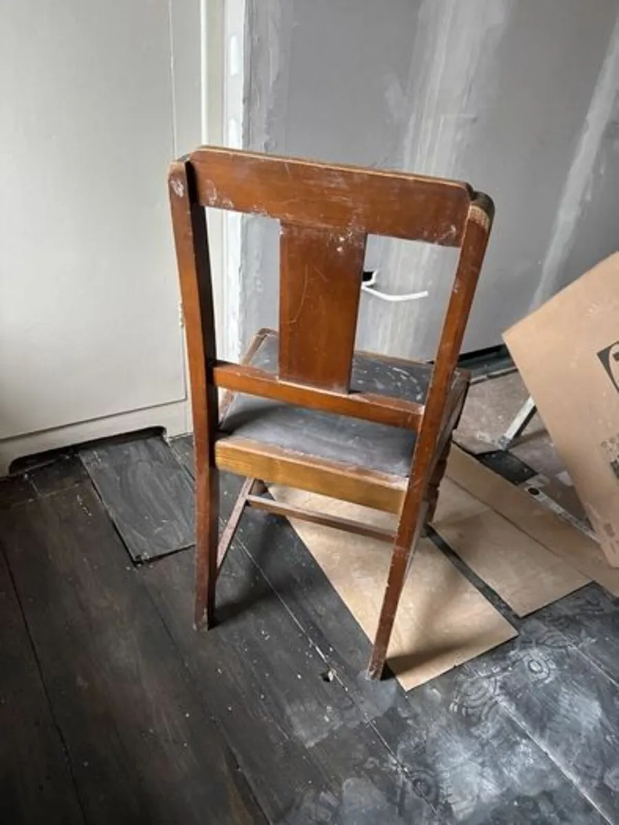 Set of two vintage chairs - Image 4