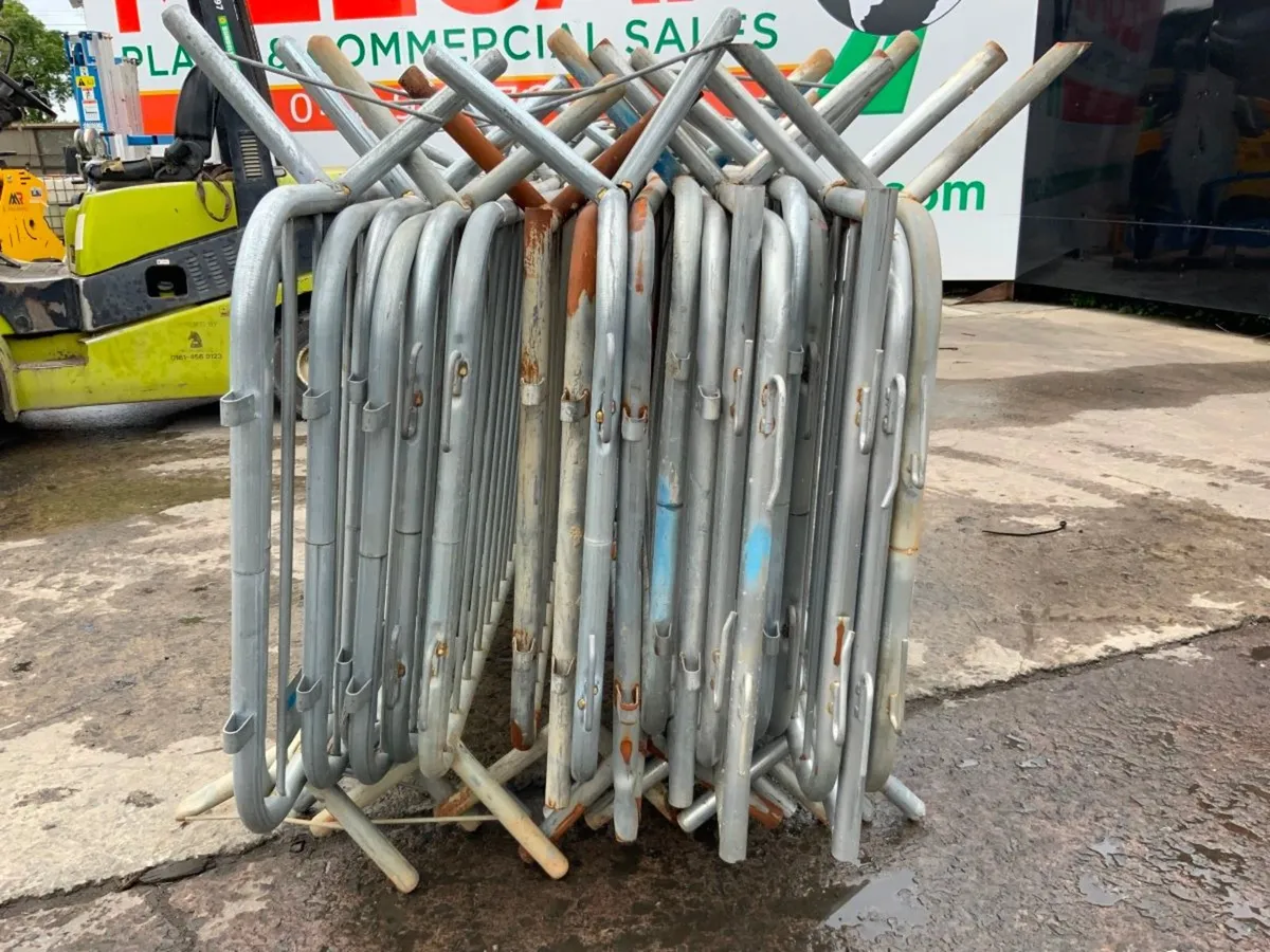 20 of GALVANISED PEDESTRIAN BARRIERS......4856. - Image 4