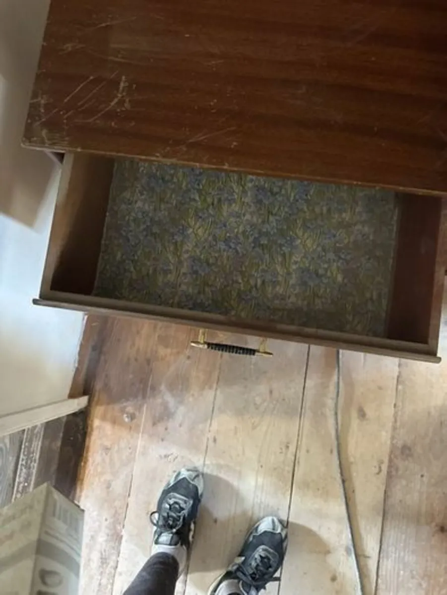 Vintage Wardrobe - Image 2