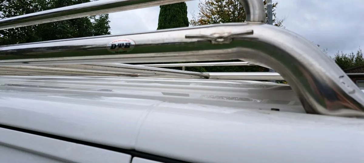 Volkswagen Transporter - Image 3