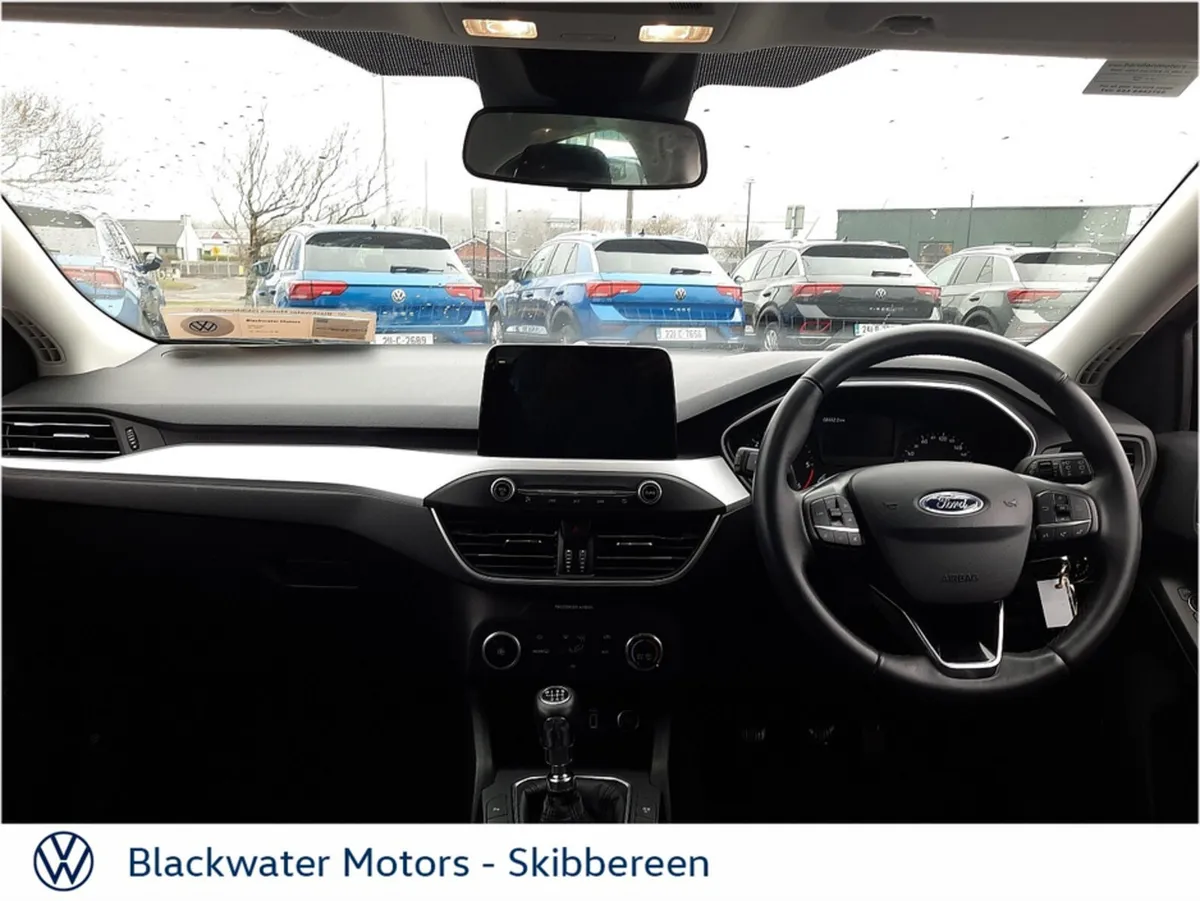 Ford Focus ZETEC 1.5TDI 125BHP 5DR - Image 3
