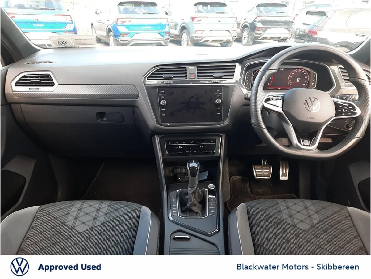 Volkswagen Tiguan *SALE PRICE* 2.0TDI 150BHP R-LIN - Image 3