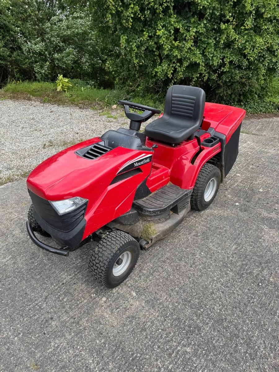 Mountfield 1530H Ride On Lawnmower - Image 1