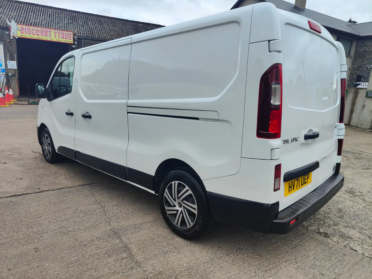 LATE 2021 RENAULT TRAFIC 2.0 120 BHP LWB BUSINESS+ - Image 4