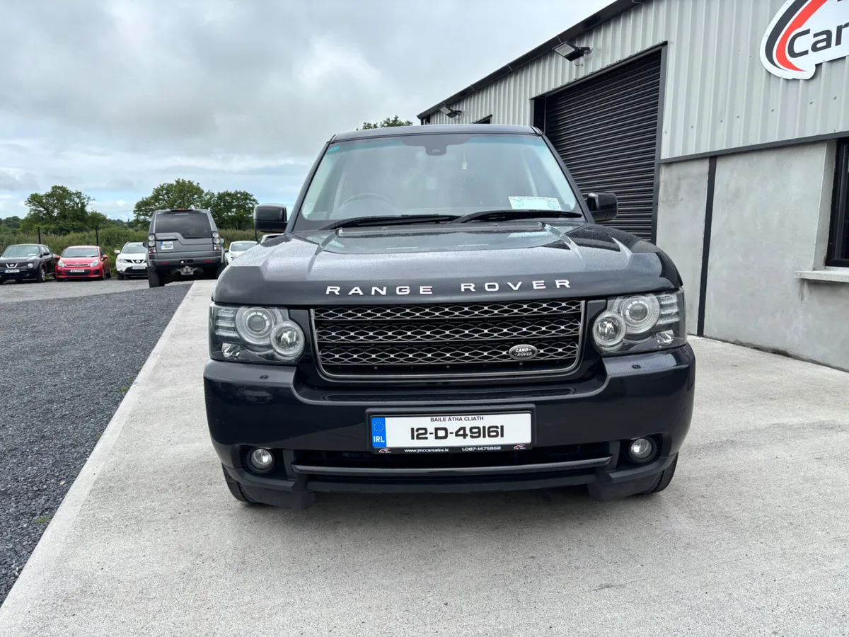STUNNING RANGE ROVER VOGUE SE 4.4 V8 - Image 2