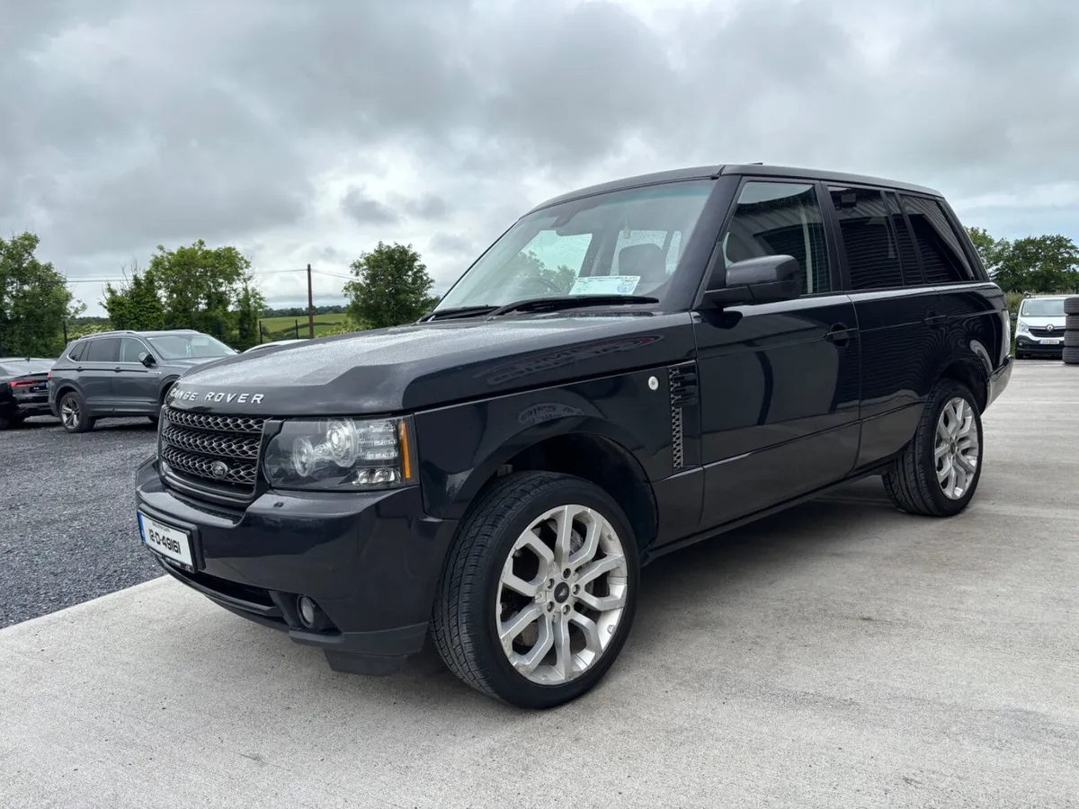 STUNNING RANGE ROVER VOGUE SE 4.4 V8 - Image 3